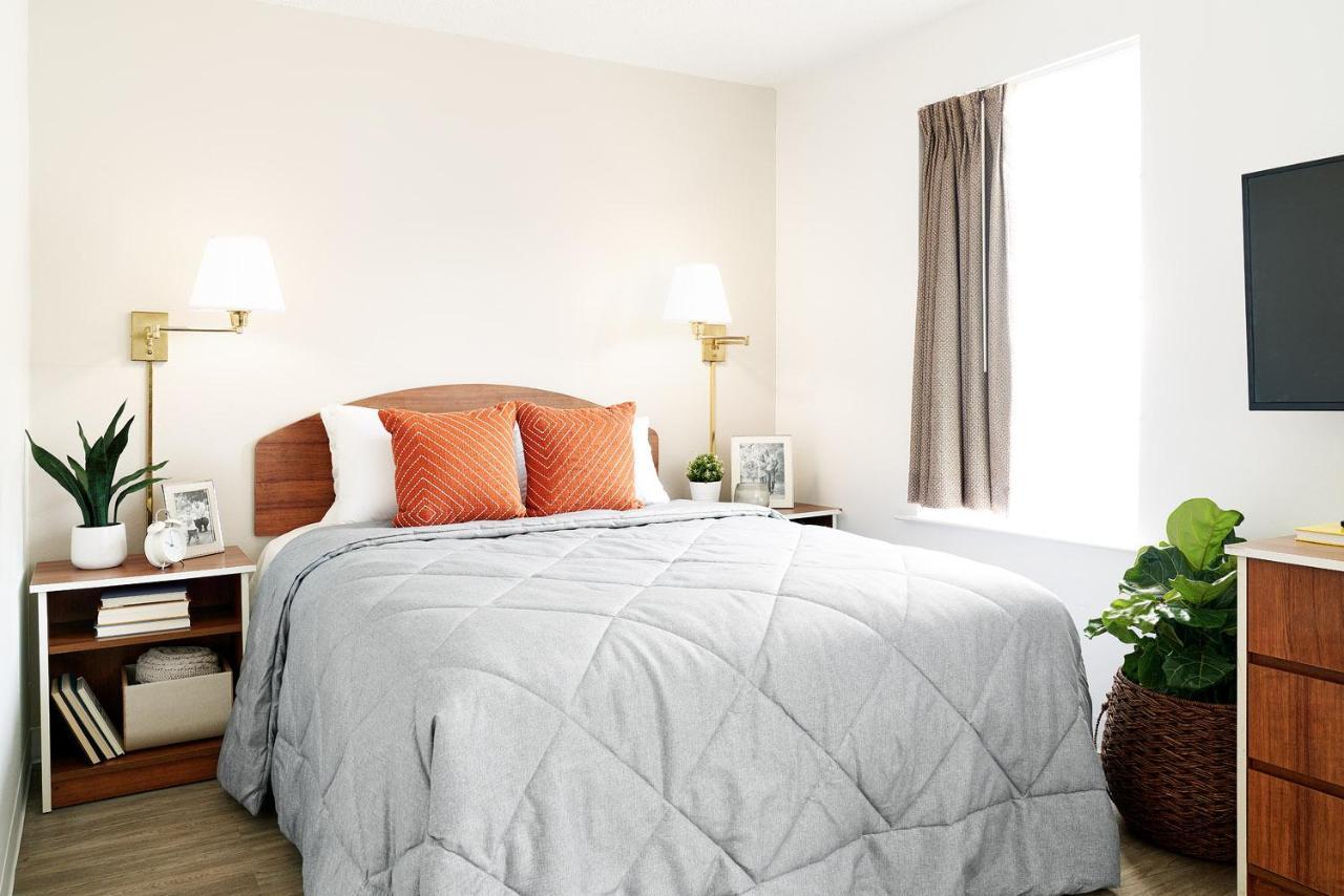 Intown Suites Extended Stay Lewisville Tx Valley View Dr Eksteriør bilde
